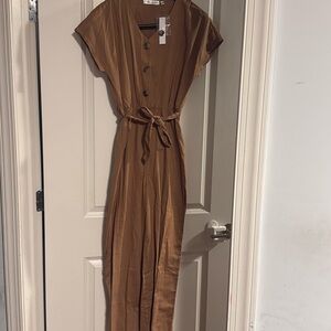 Jumpsuit ( dressy )